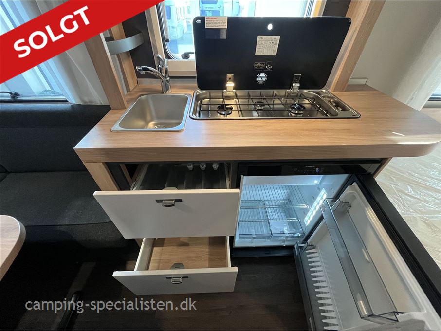 Knaus Sport 450 FU